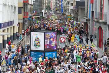 La comparsa Los Diamantes brilla en el desfile infantil del Carnaval capitalino (Foto TA)